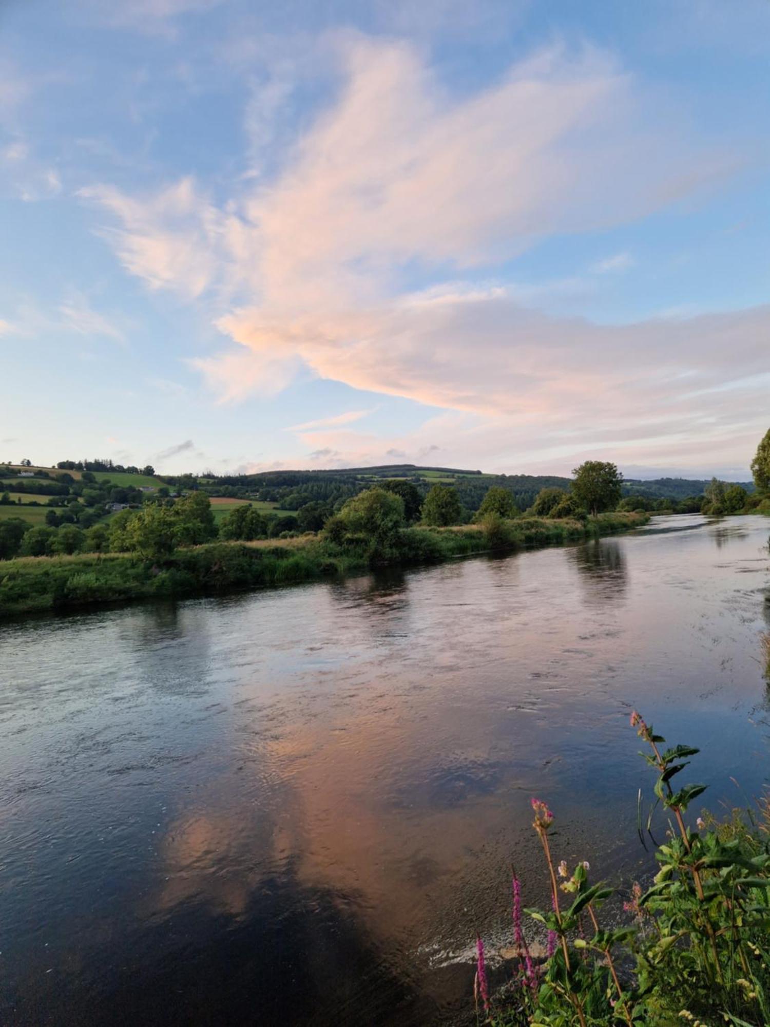 Kozy Kabin Waterford Bagian luar foto
